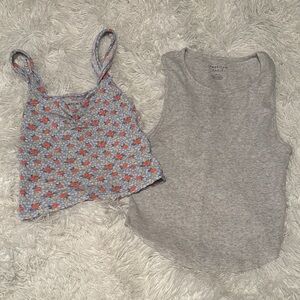 American Eagle women’s crop tanks Small